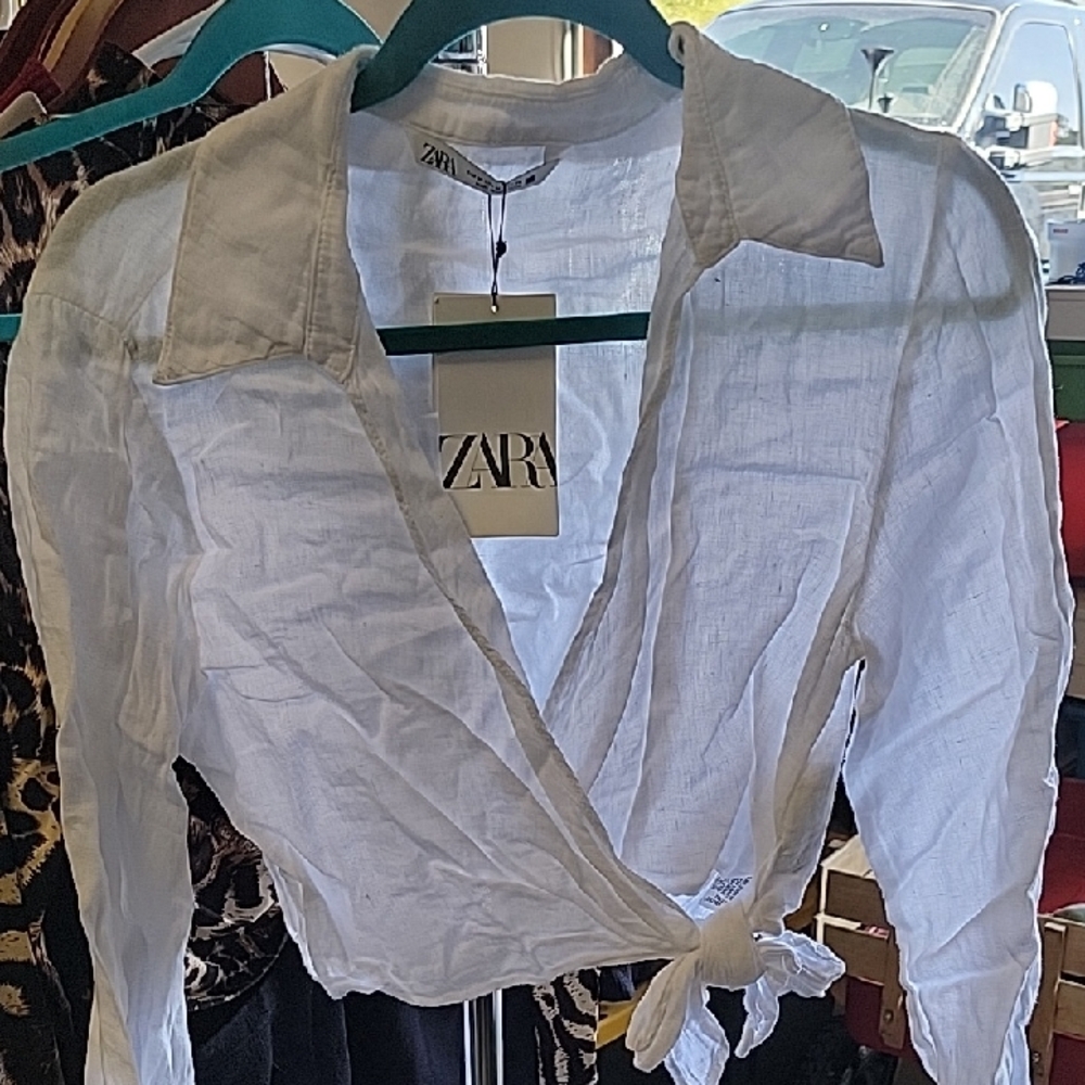 Zara White Button Down Women's Shirt